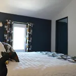 La Perle Studio Avec Kitchenette Et Jacuzzi Bed and Breakfast