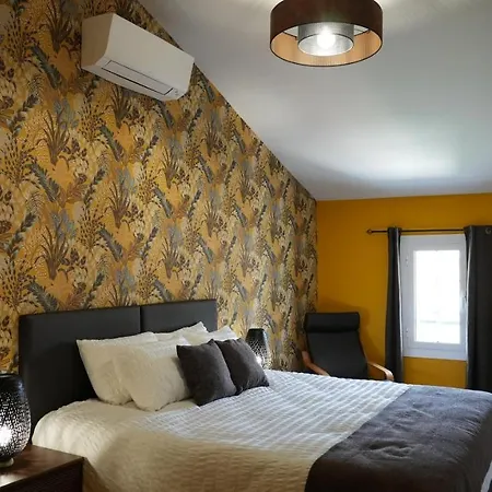 Bed and breakfast Domaine Des Pierres Precieuses - Chic Et Charme A La Campagne - Chambre Climatisee Avec Kitchenette - Acces Pmr