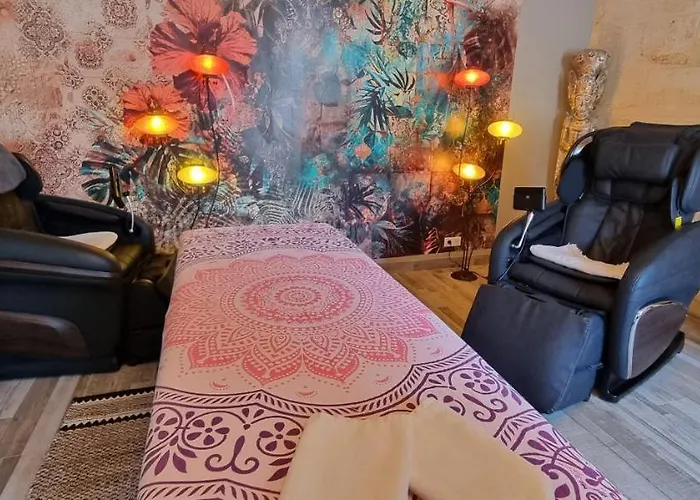 Bed & Breakfast La Perle Studio Avec Kitchenette Et Jacuzzi 3*